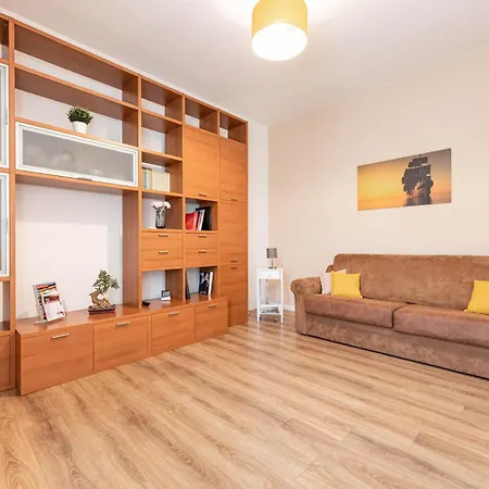 Italstay - Savonarola Courtyard - Pet Friendly